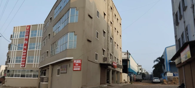 3 star hotel in khadakwasla, pune - the pearl inn