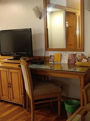 hotel with free parking in shivaji nagar, pune - pride premier pune