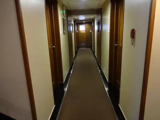 budget hotel in bhandarkar road, pune - trance oakwood hotel
