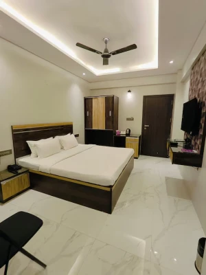 hotel with meeting room in kharadi, pune - vits select kharadi pune