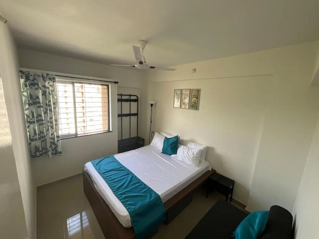 fully furnished service apartment for rent in sb road, pune - white lotus highway den