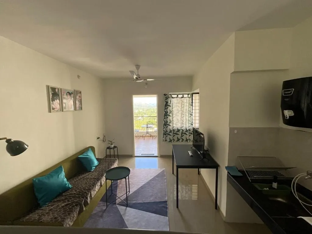 low cost service apartment in sb road, pune - white lotus highway den