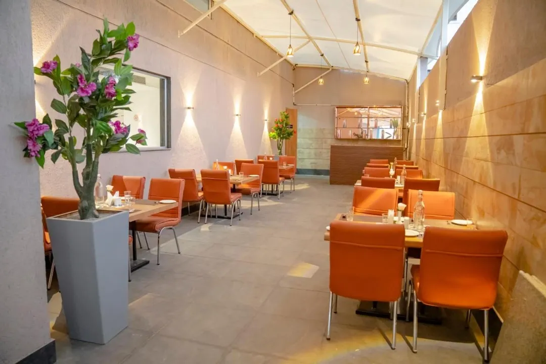 hotel with bar in chakan, pune - zip by spree hotels chakan