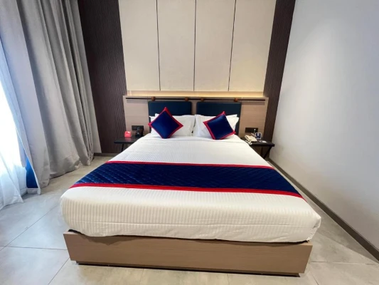 online room booking in pimpri chinchwad, pune - zip by spree hotels chinchwad