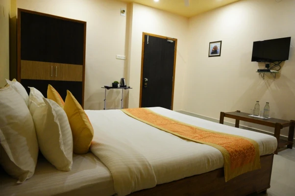 hotel with swimming pool in baliapanda, puri - silicon inn by suviraj hotels