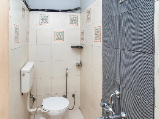 hotel with bar in balaji nagar, raipur - hotel sun-om