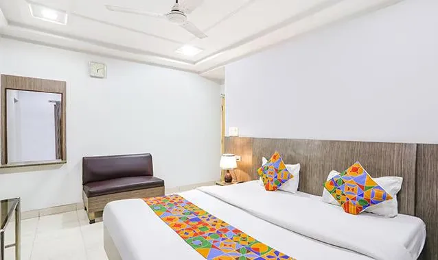 hourly stay in hotel sun-om raipur