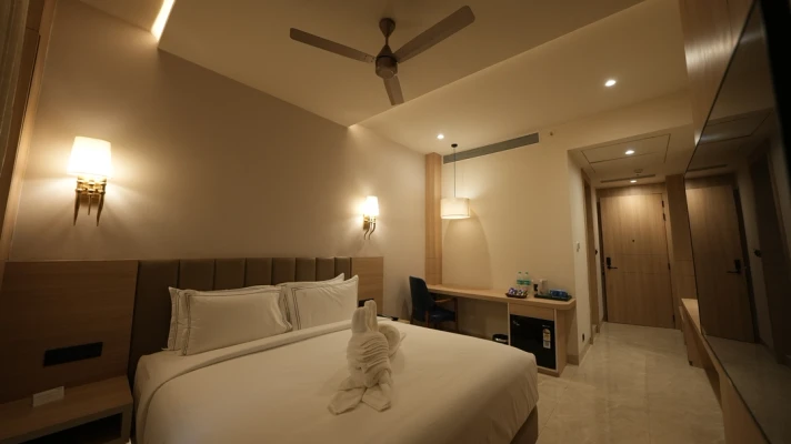 hotel with meeting room in station road, raipur - pride elite raipur