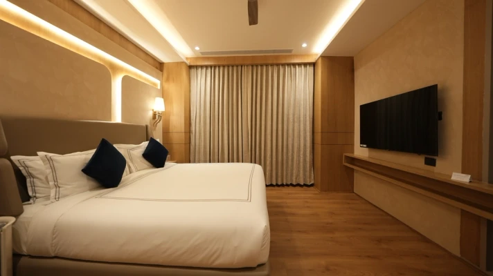 hotel with meeting room in station road, raipur - pride elite raipur