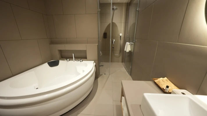 hotel with gym in station road, raipur - pride elite raipur