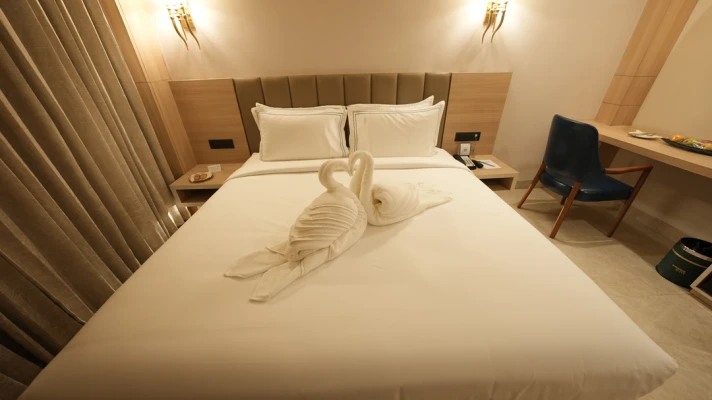 hotel with banquet hall in station road, raipur - pride elite raipur