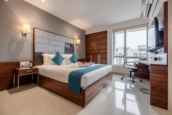 hotel near rajkot airport - quality inn patria suite rajkot