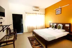 Hotel with swimming pool in dhikuli, ramnagar - corbett aroma park resort