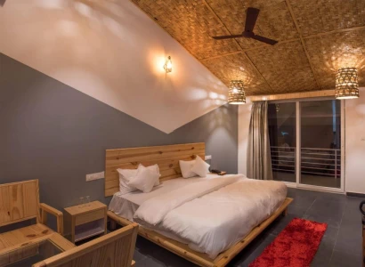 hotel with gym in kiari kham, ramnagar - justa lazy haven