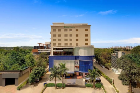 hotel in hatia, ranchi for family - lemon tree hotel ranchi