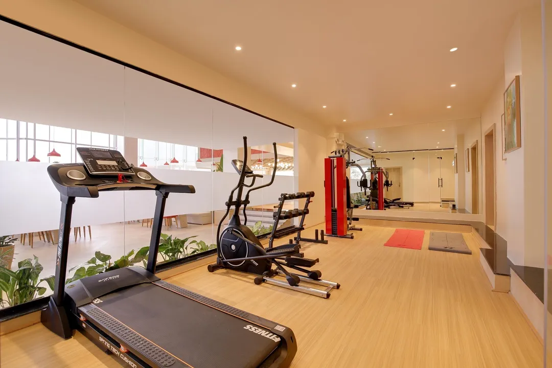 hotel with free parking in hatia, ranchi - lemon tree hotel ranchi