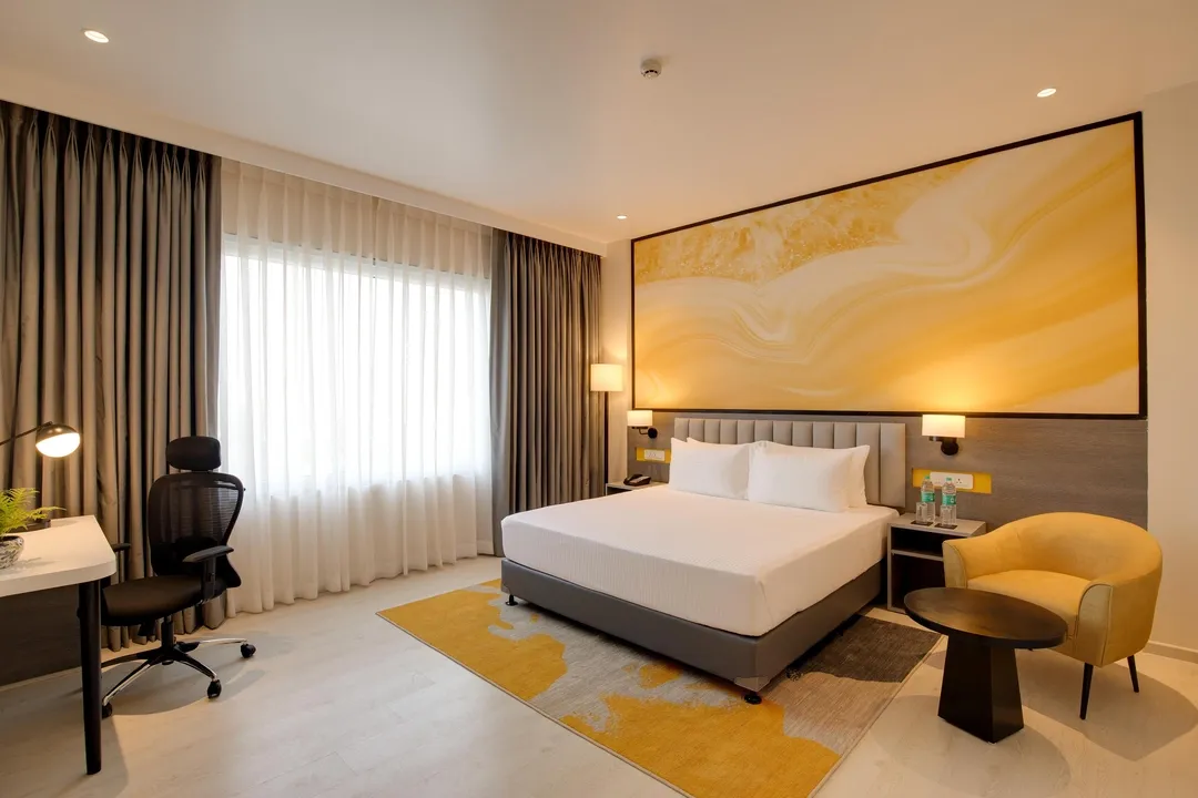 hotel with bar in hatia, ranchi - lemon tree hotel ranchi