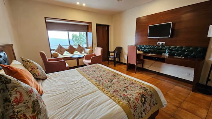 hotel in bhatrojkhan, ranikhet for family - ecko woodsvilla resort