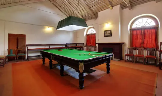 hotel room booking in the mall, ranikhet - the ranikhet club