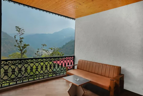 hotel with banquet hall in amari talli, rishikesh - aureva shaantam resort