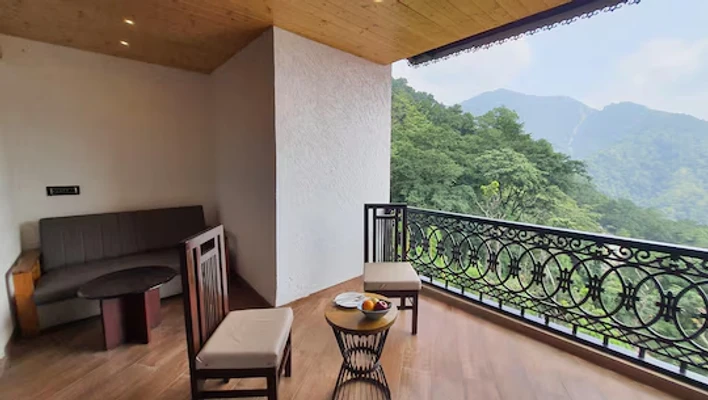 family hotel with pool in amari talli, rishikesh - aureva shaantam resort
