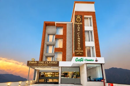 hotel with party hall in tapovan, rishikesh - daksh the tapovan