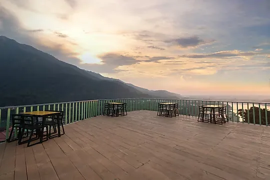 best business hotels in ecko tapovan by the ganges rishikesh