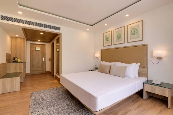 hotel with free parking in tapovan, rishikesh - lemon tree hotel rishikesh