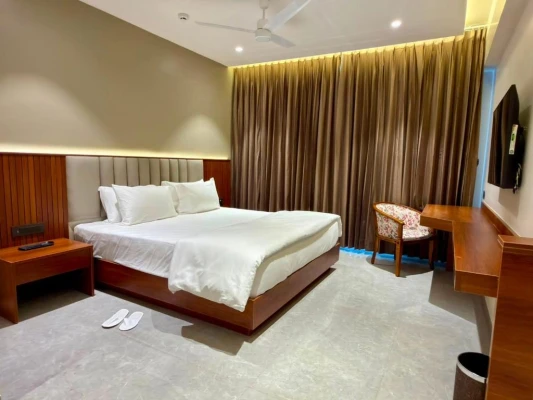 hotel room booking in samastanagar, sangli - mastiff grand sangli