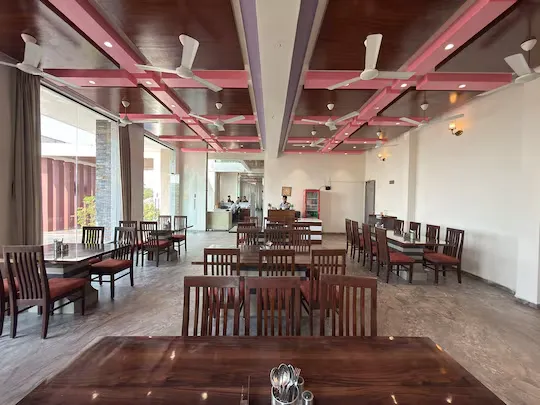 hotel with gym in malegaon, saputara - daksh the valley resort saputara