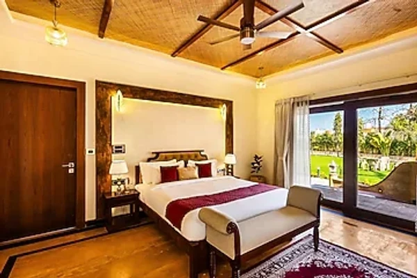 ranthambore road, sawai madhopur hotel booking - elivaas tiger cave suite room with pool and garden
