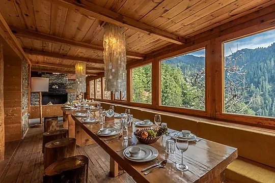 hotel in narkanda, shimla for family - elivaas silvana 3bhk with attic sauna & garden near haku temple shimla