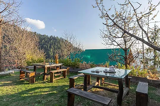 hotel with gym in narkanda, shimla - elivaas skylounge pet friendly 4bhk with sauna & garden near haku temple shimla