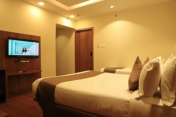 online room booking in rahata, shirdi - sai neem tree hotel