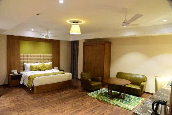 hotel with free parking in bankim nagar, siliguri - lemon tree hotel silliguri