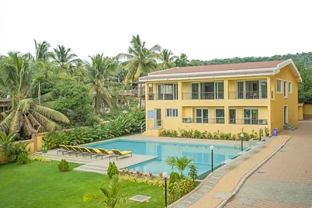 homestay for lowest price in dharampur, solan - alaya stays dilli villa 3 bhk with pvt pool theatre & gym