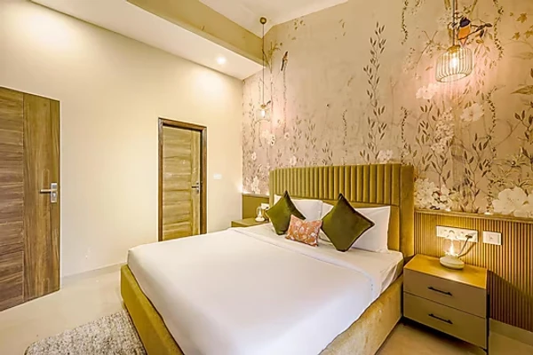 homestay in dharampur, solan - alaya stays dilli villa 3 bhk with pvt pool theatre & gym