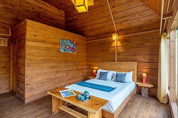 hotel with meeting room in nagali, solan - alaya stays woodbine chalet 1 bedroom cottage with balcony shimla