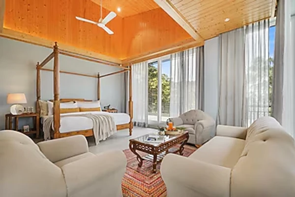 hotel with gym in dharampur, solan - elivaas 4 bhk kavya villa with lounge & panoramic views