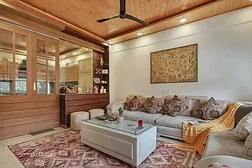 hotel with bar in dharampur, solan - elivaas aaram bagh 4 bhk escape amid pine forest & valley view