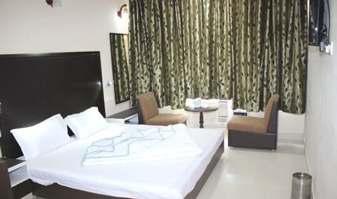 hourly hotel in hotel city heights solan