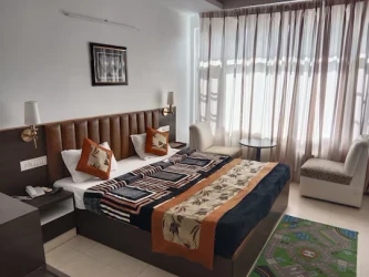 best corporate hotels in hotel city heights solan