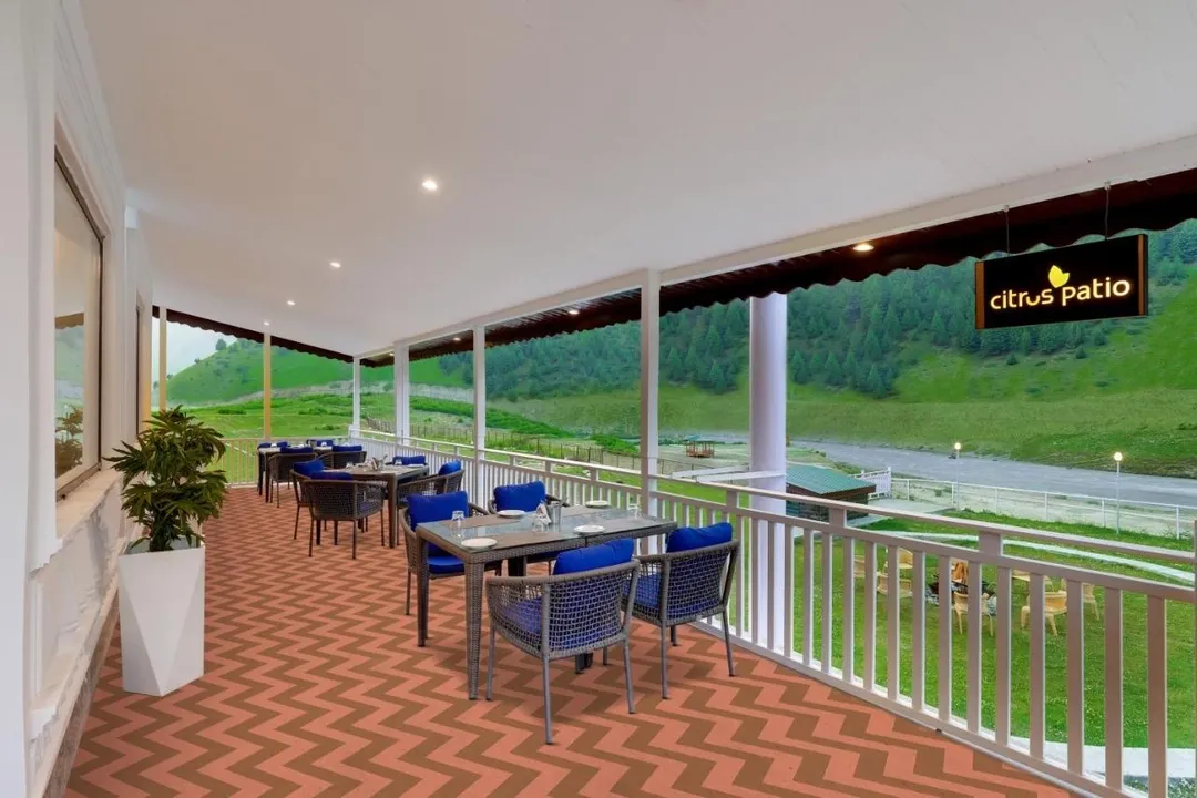 hotel near sonamarg airport - lemon tree hotel sonmarg