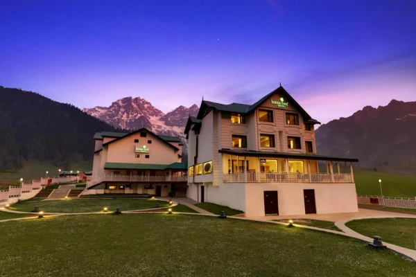 hotel near sonamarg railway station - lemon tree hotel sonmarg