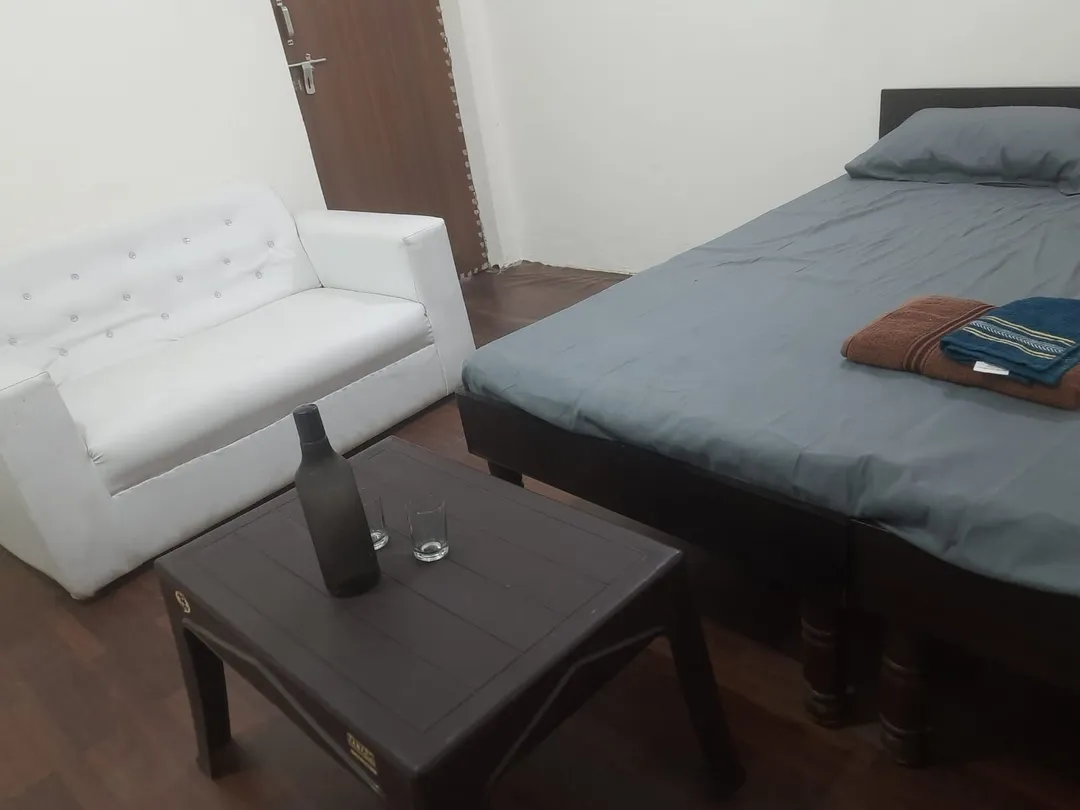 luxury hotel in ira vatika sonipat