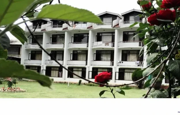 hourly stay in hotel paradise srinagar