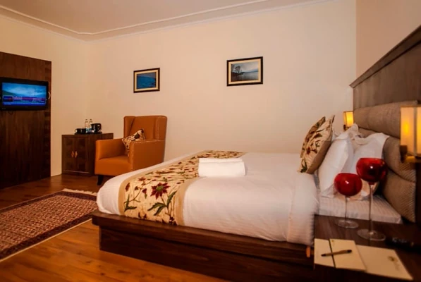 budget hotel in shivpora, srinagar - lemon tree hotel srinagar