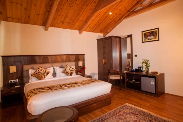 hotel room booking in shivpora, srinagar - lemon tree hotel srinagar