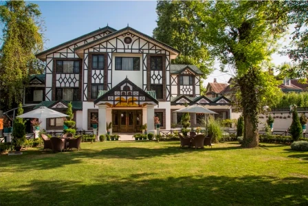 hotel room booking in shivpora, srinagar - lemon tree hotel srinagar