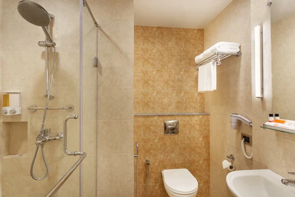 best luxury hotel in ginger surat city centre surat